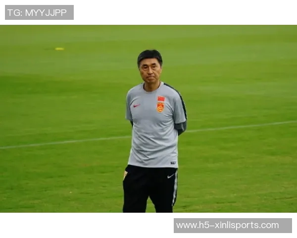 精彩对决足球直播中国队迎战韩国队全力争胜展现青春风采 精彩对决足球直播中国队迎战韩国队全力争胜展现青春风采